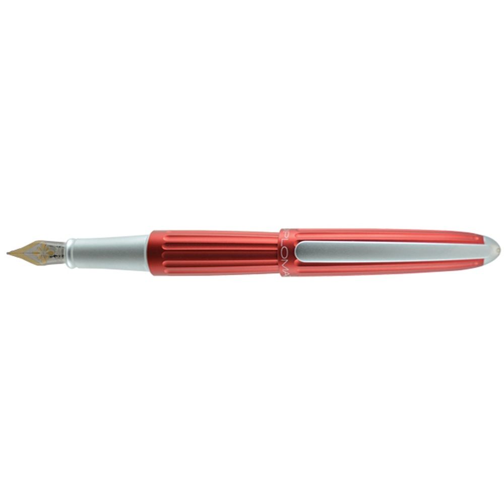 Stilou Diplomat Aero, cu penita M, aurita 14kt. - red_1